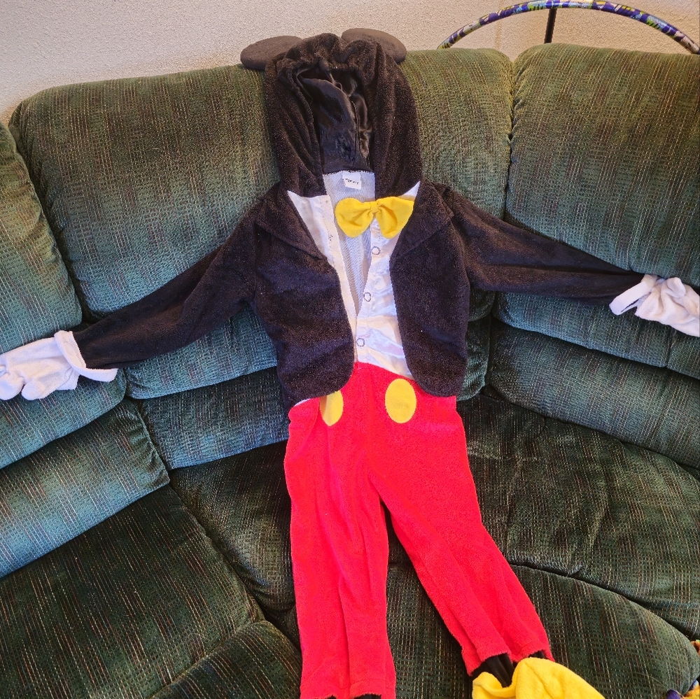 Disney Mickey Mouse Halloween costume 4t